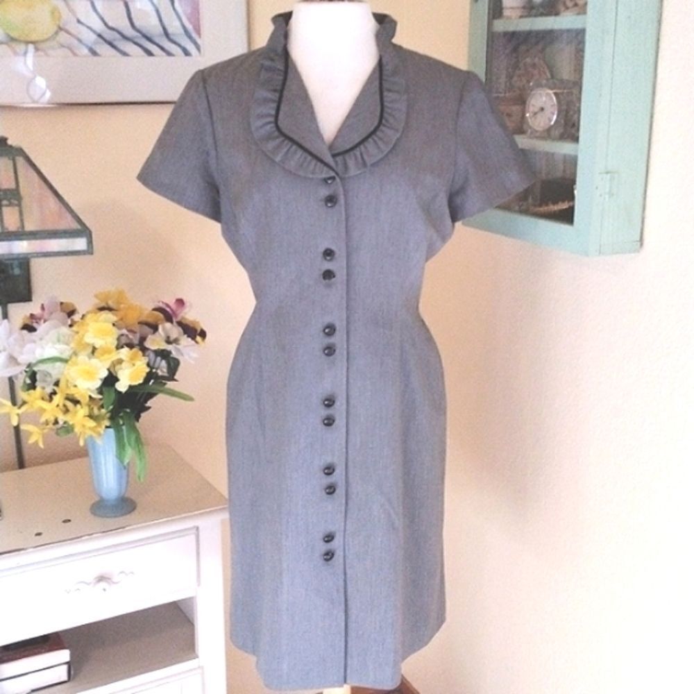 Tahari Arthur S. Levine Perfect Work Dress